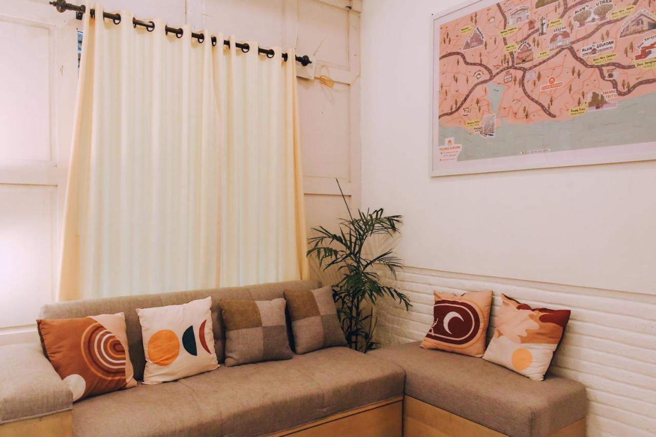 Hotel Roemah Renjana Yogyakarta Extérieur photo